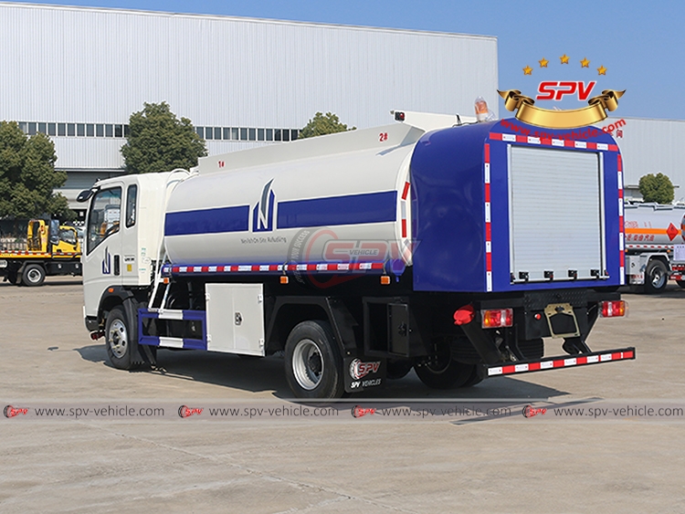 8,000 Litres Fuel Truck Sinotruk - LB 8,000 Litres Fuel Truck Sinotruk - LB